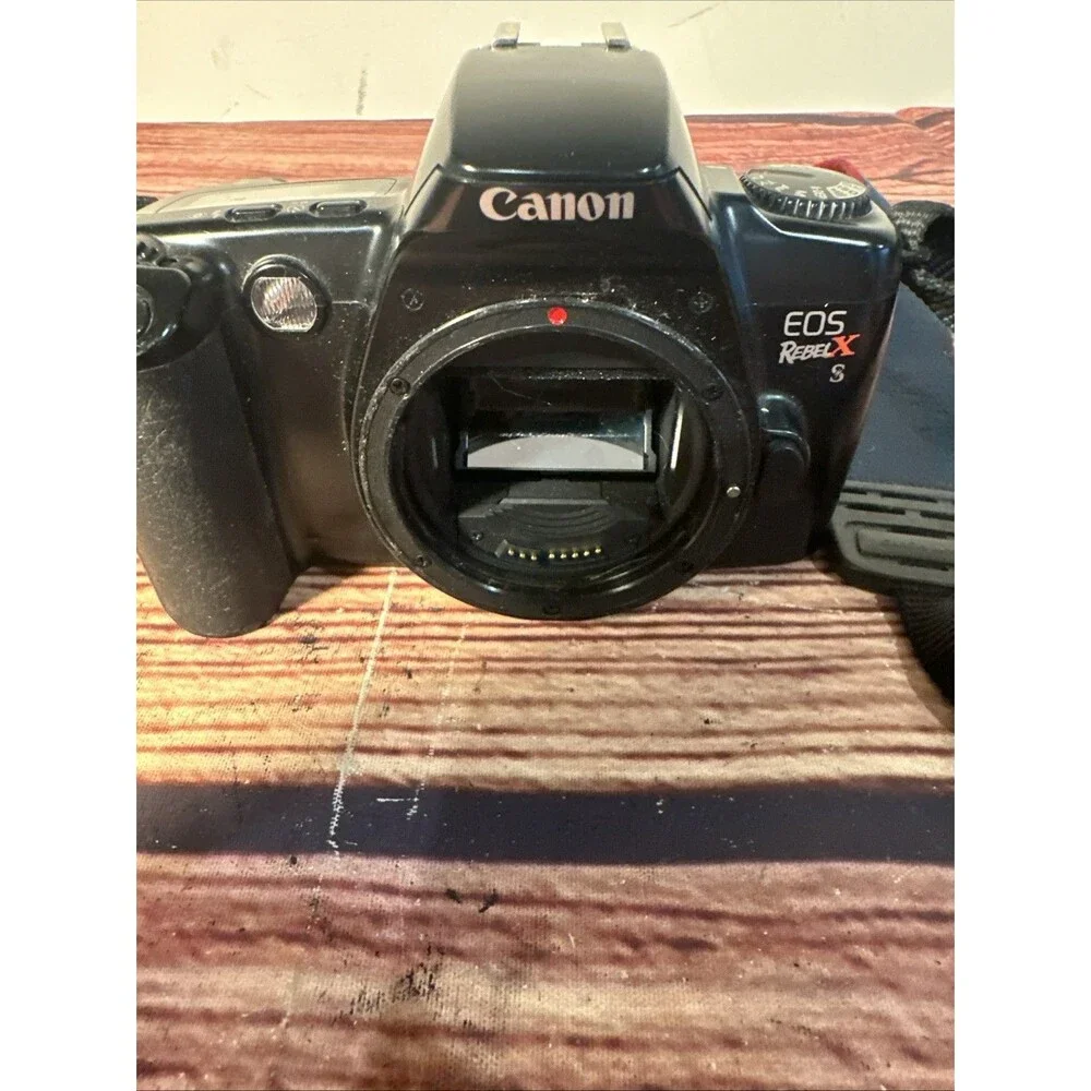 Canon EOS Rebel XS 35MM Film Camera - Tested & Working